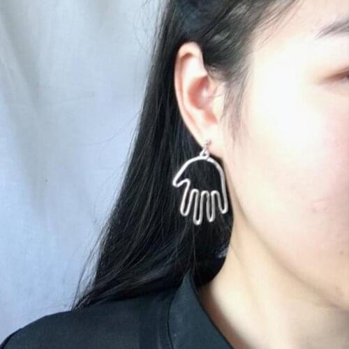 Europe And America Aesthetic Personality Palm Simple Earrings, Simple Strokes Hollow Finger Earrings For Women Brincos De Festa