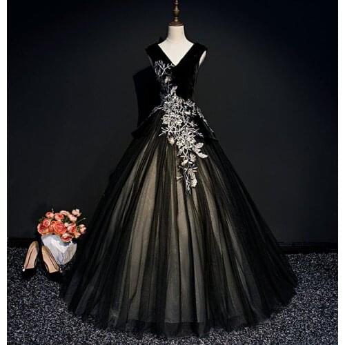 100%real black velvet and veil flower gown Medieval Renaissance gown Sissi princess dress Victorian /Marie Antoinette/ Belle