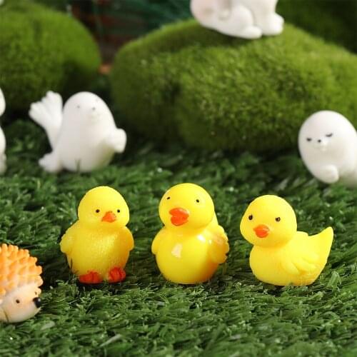 12 types Moss Terrarium Miniature Rabbit Deer Chicken Duck Animals Figurines Resin Crafts Micro Landscape Doll House Ornament