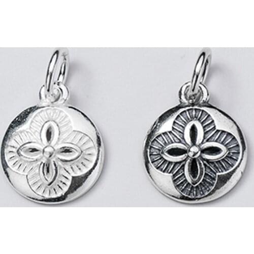 925 Sterling Silver Round Clover Pattern Necklace Charms Women S925 Silver Fine Flower Pendant DIY Jewelry Findings Supplier