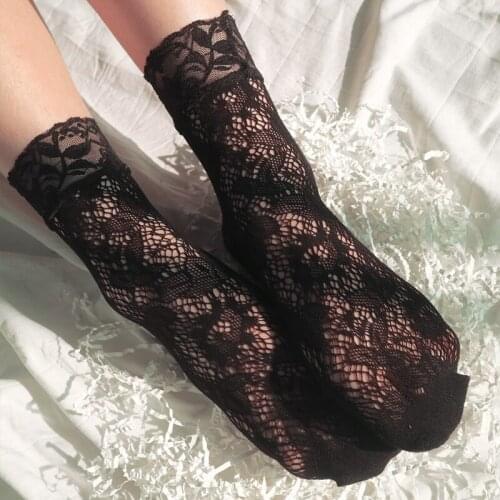 Floral Lace Socks Women Summer Short Sheer Mesh Sock Transparent Vintage Hollow Out Women Socks Female Hosiery