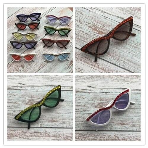 New Ladies Sunglasses Fashion Creative Womens Cat Eyes Diamond Sunglasses 8 Colors for Womens UV400 Beach Party Glasses Shadin