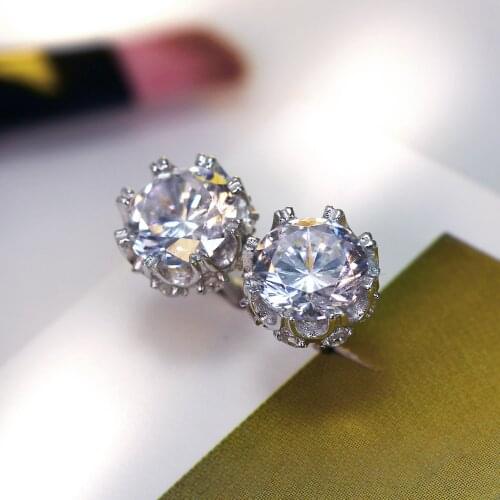 YLKBTY Stud Earrings