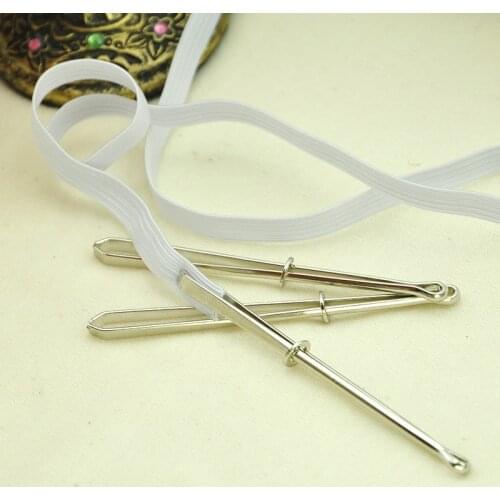 2pcs Garment Clips Needle Sewing Tools Elastic Band Tape Punch Cross Stitch Practical Rope Wearing Threading Guide Elastic Clamp