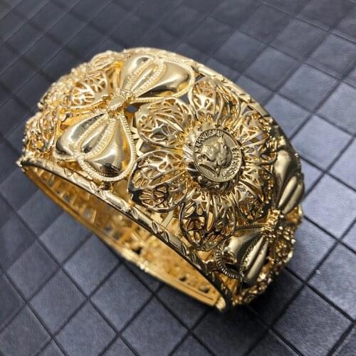 New Vintage Hollow Flower Bangle Indian Cuff Bracelet Plus Size For Women Moroccan Traditional Wedding Jewelry Gifts 2020
