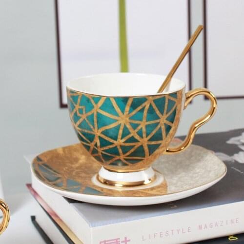 250ml Luxury Bone China Tea Cup Saucer Set Coffee Cup Gold Porcelain Tea Set Ceramic Teacup Cafe Espresso Cup Dropship