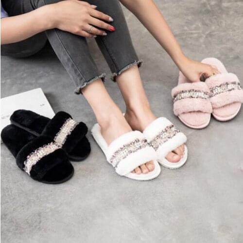 Best selling new ladies plush slippers home light non-slip plush slippers small pearl decorative cotton slippers casual sandals