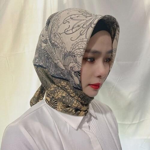 90x90 New Leaf Print Women Silk SQUARE SCARF Fashion Muslim Hijab Scarves Lady Summer Office Decoration Headband Neck Scarves