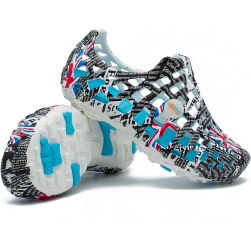 Mens Sandals Summer Beach Men Casual Slip-on Shoes Slipper Male Crocsed Water Shoes Sandalias Hombre Slippers Women Outdoor