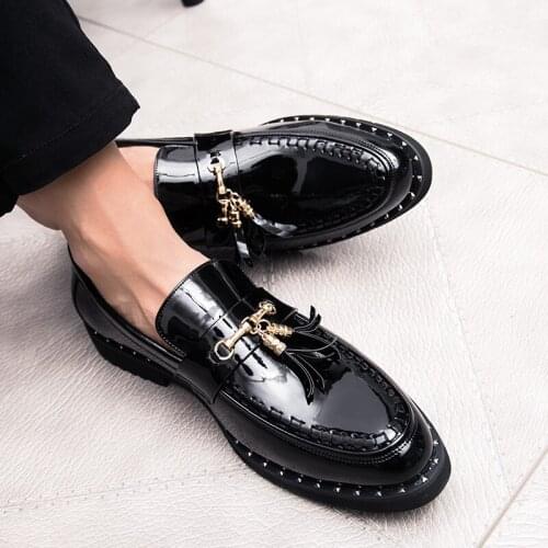 Patent Leather Men Tassel Loafer Shoes Outdoor Slip on Dress Shoes Flats Wedding Party Club Black Driving Shoes Moccasins A4