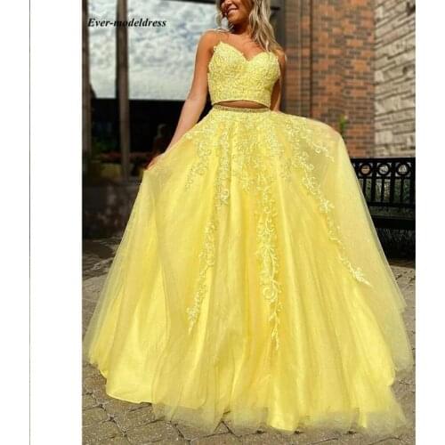 Shiny Two Pieces Prom Dresses 2020 V Neck Spaghetti Strap Zipper Applique Tulle Floor Length Evening Party Gowns