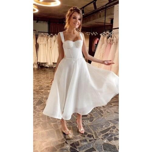 Menoqo Wedding Dresses For A Magnificent Figure