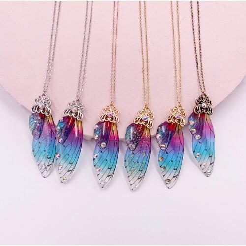 Handmade Transparent Resin Butterfly Penadant Necklaces Metal Enamel Rhinestones Simulation Wing Chokers Necklace for Women