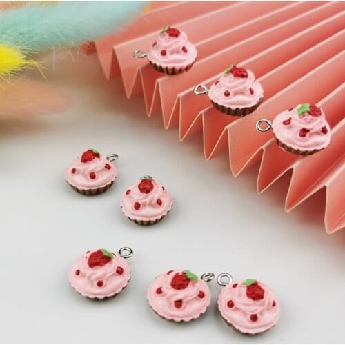 10pcs 3D Delicious Strawberry Cake Resin Pendant Charms Jewelry Finding DIY Earrings Sweet Dessert Charms Phone Case Decoration