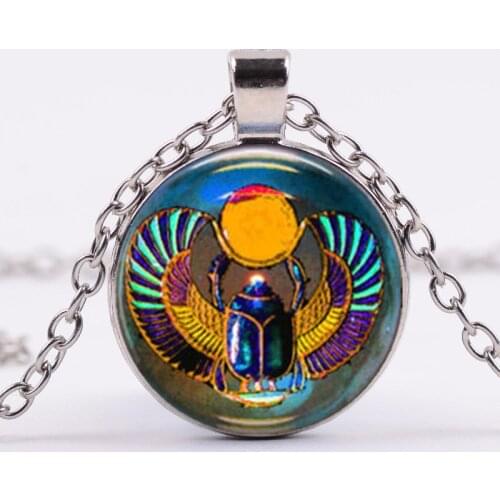 Symbol of Strength Ancient Egyptian Scarab Beetle Pendant Necklace Vintage Art Pattern Glass Cabochon Necklace for Women Jewelry