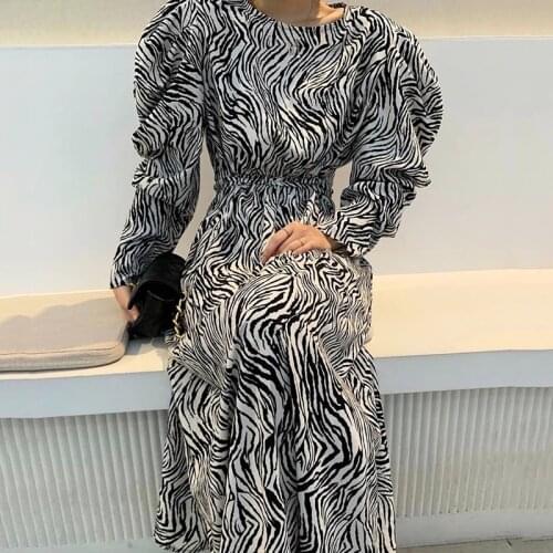 New Spring Female Loose Casual Round Neck Zebra Striped Dresses Ladies Puff Sleeve Hollow Out Minimalist Long Dress