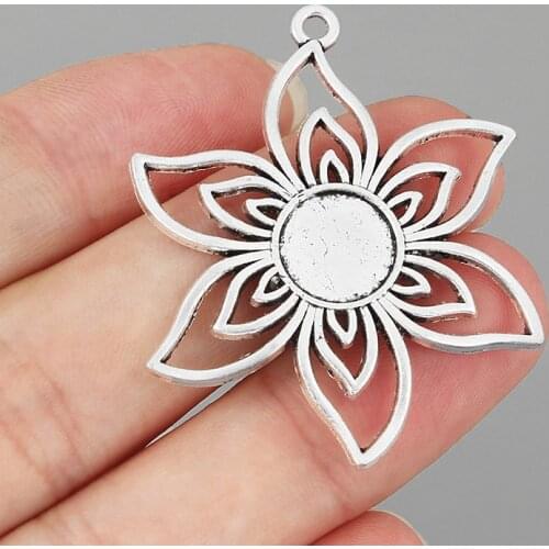 10PCS Antique Hollow Open Flowers Charms Pendants Round Bezel Tray Cameo Cabochon Setting for Necklace Jewelry Findings