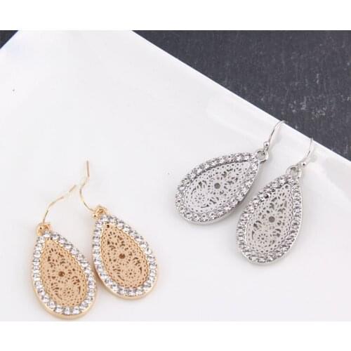 Trendy Women Crystal Rhinestone Encrusted Gold Hollow out Water Drop Shape Earring Hanging Drop Dangle Ear Hook Jewelry