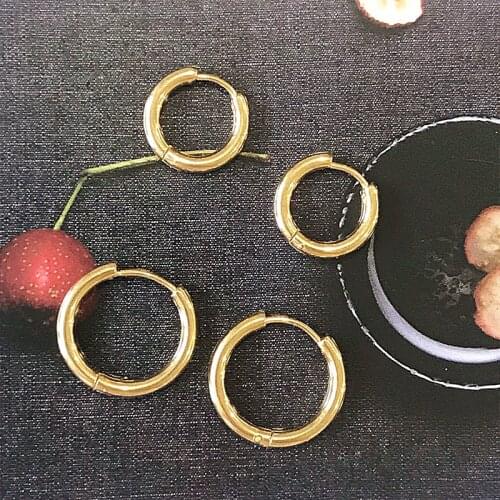 Punk fashion stainless steel earrings women bohemian retro never faded small earrings Anneau d'oreille en acier inoxydab 2020