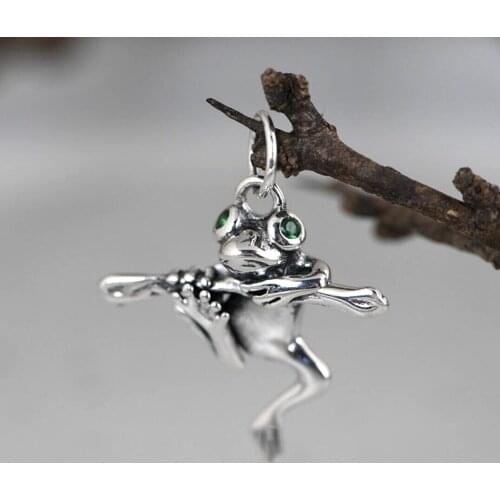 925 Sterling Silver Nature Animal Frog Charm Pendant Jewelry A2037