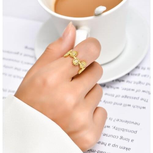 Chereda Wedding Rings