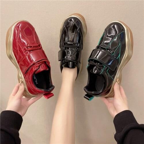 2021 new Korean version of old shoes women patent leather shiny velcro sponge cake thick bottom lace up casual sneakers women