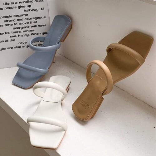 2021 New Women Summer Slippers Square Low Heel Casual Outdoor Beach Slides Ladies Narrow Band Sandal Open Toe Slip On Flip Flips