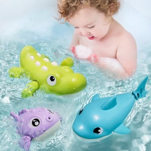 Kids Beach Cartoon Crocodile Shark Bear Baby Bath Toy Wind Up Chain Bathing Clockwork Toy Swimming Bathtub Play Water Toys