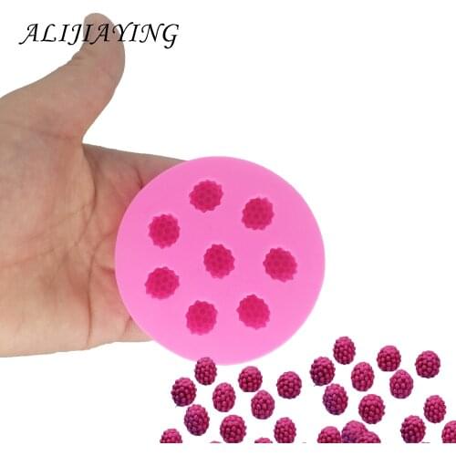 Chocolate fondant mold 3D Raspberry Blueberry Shape Silicone Mold Sugarcraft Baking Tool Cake Decorating Mould Cake Tools D1016