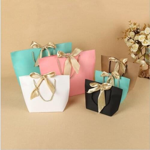 New arrival wedding gift bags packaging box with ribbon multi sizes favors bag paper gift bag for candy box