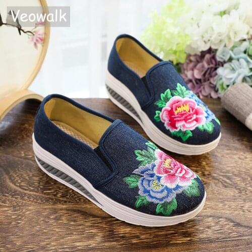 Veowalk Cotton Floral Embroidery Womens Fashion Canvas Flat Platforms Slip on Ladies Casual Comfort Loafer Shoes Zapatos Mujer