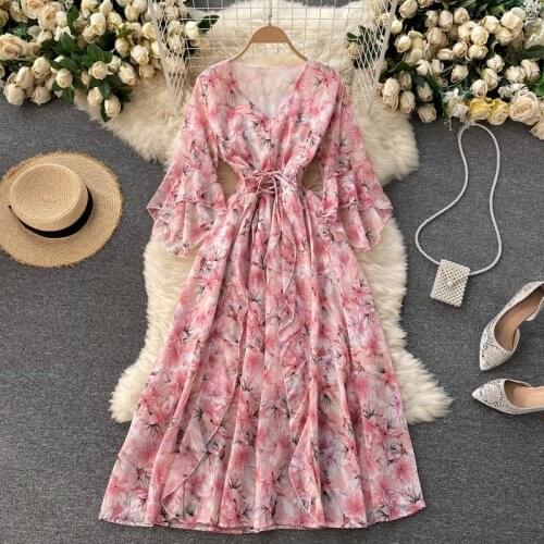 2021 Summer Womens Chic Floral Dresses Design New Flare Sleeve V-Neck Printed Bandage Dress Casual Loose Woman Vestidos
