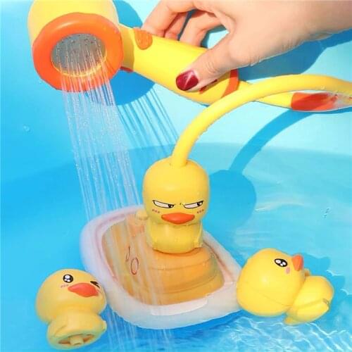 BalleenShiny Duck Sprinkler Toy Kids Funny Toy Child Bath Toys 1* Boat 3* Duck 1* Shower Light and Music Duck Spray Water Gift