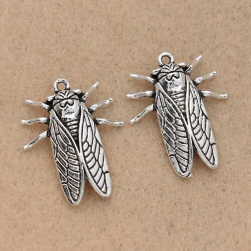 KJjewel Antique Silver Plated Cicada Charms Pendants for Jewelry Making Necklace Accessories DIY Findings 28x22mm 5PCS
