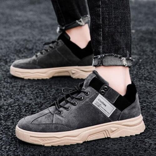 2020 Mens Casual Sport Running Shoes Lightweight Sneakers for Men Casual Breathable Fashion Cushion Trainer Shoe Size