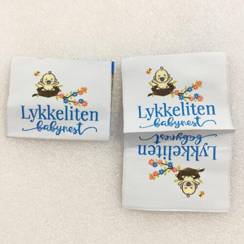 Free shipping customized garment labels center fold label for clothes shoes bags