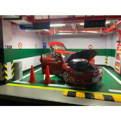 1/18 Scale Underground Parking Lot Model Scene Acrylic Display Box Simulation Garage Model DIY Scene LED Light Toys for Boys