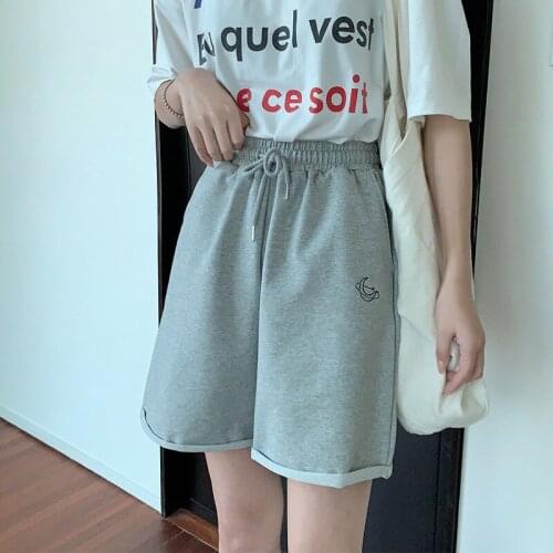 Summer Shorts Female Elastic Waist Casual Beach Party Sports Shorts High Waist Moon Embroidery Movement Shorts Women