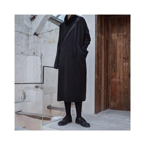 Autumn Minority Design Dark tie-in shows thin high-necked long paragraph to make the bottom dress