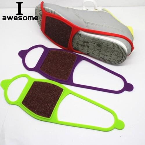 Silcone Anti Slip Shoe Boot Grips Ice Cleats Spikes Snow Gripper Non Slip Crampons Ice Gripper For men and women Random Color