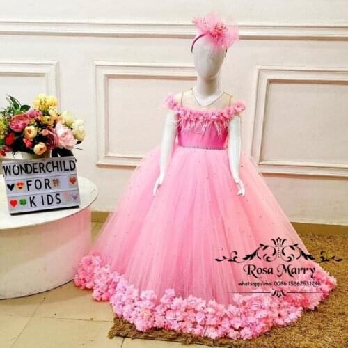Lovely Pink Feather Flower Girl Dresses for Wedding 2021 Ball Gown 3D Floral Crystals First Communion Birthday Party Gowns