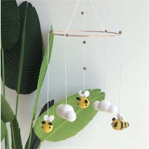 New Baby Room Decoration Nordic Style Cloud Bee Wall Hanging Felt Baby Rattle Mobile Crib Toy Hammock Pendant Nursery Decor