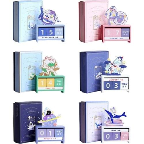 T21D Wooden Calendar Whale Deer Pattern Number Month Date Week Display Cubes Block