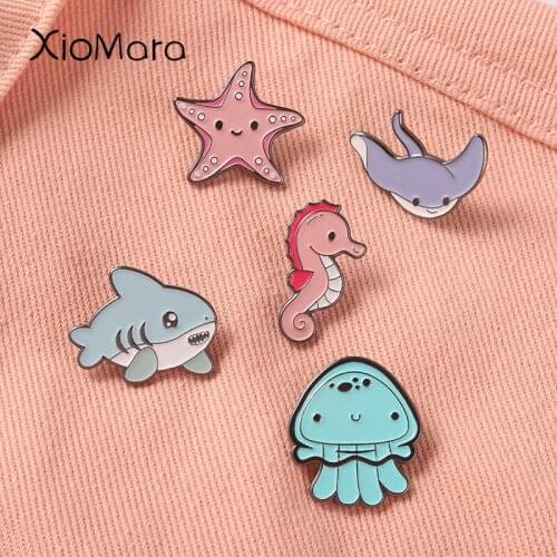 Sea Cuties Lapel Pins Hippocampinae Starfish Squid Brooches Collar Backpack Decoration Cartoon Jewelry Gift for Kids Boy Girl