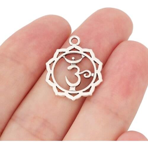 20pcs/lot Tibetan Silver Metal Om Aum Yoga Charms Pendants Beads for Necklace Bracelet Jewelry Making 23x19mm