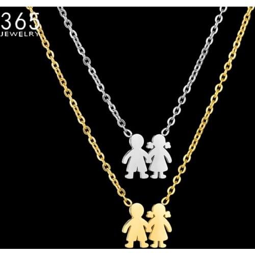 Fashion Stainless Steel Cute Boy Girl Necklaces For Women Hand In Hand Children Engrave Name Necklace Family Jewelry