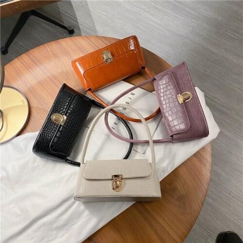 Fashion Retro Casual Women Totes Metal Buckle Crocodile Pattern Shoulder Bags Leather Solid Color Baguette Handbag 2021 5503
