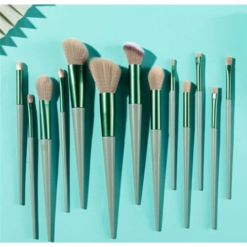 13pcs Green Makeup Brush Set Eyeshadow Blush Loose Powder Brush Beauty Brush Soft Bristle Quick-drying Hair Beginners Set