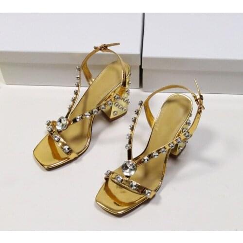 Summer rhinestone rivet thick-heeled high-heeled sandals patent leather large size banquet dress custom-made womens wedding shoe