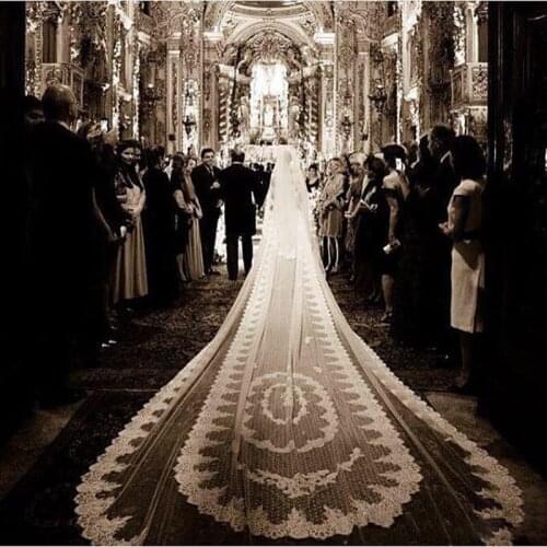 Charming Luxury Applique 5M Wedding Veils Appliques Lace Edge White Ivory 2 Layers With Comb Attached Custom-Made Long Bridal Ve